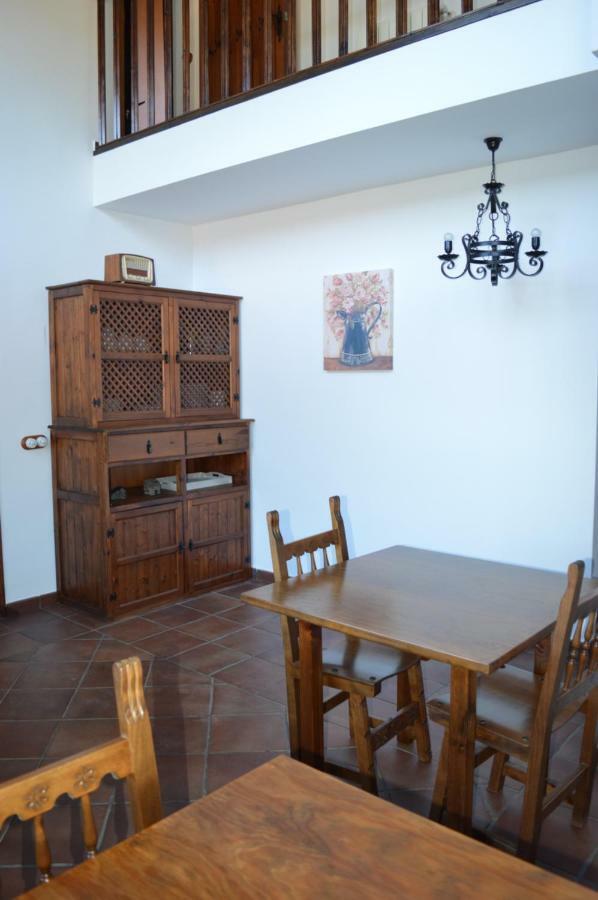 Las Estrebedes Casa Rural Guest House Caminomorisco Ngoại thất bức ảnh