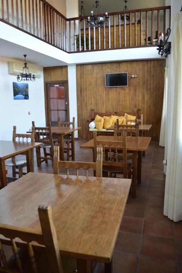 Las Estrebedes Casa Rural Guest House Caminomorisco Ngoại thất bức ảnh