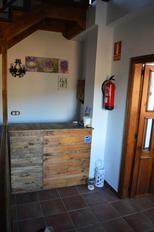 Las Estrebedes Casa Rural Guest House Caminomorisco Ngoại thất bức ảnh