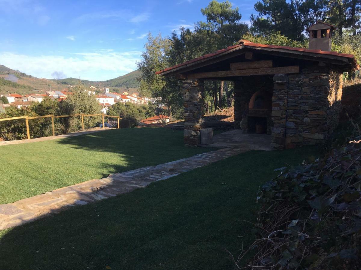 Las Estrebedes Casa Rural Guest House Caminomorisco Ngoại thất bức ảnh